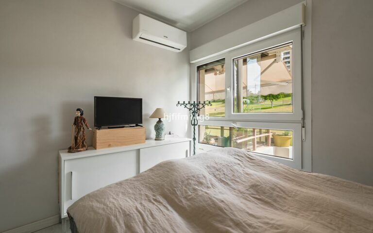 6dad8b094eb2d2d21661a7f3a82d36db - 11