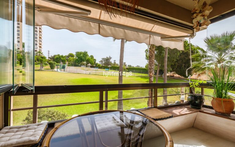 6dad8b094eb2d2d21661a7f3a82d36db - 4