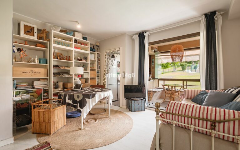 6dad8b094eb2d2d21661a7f3a82d36db - 8