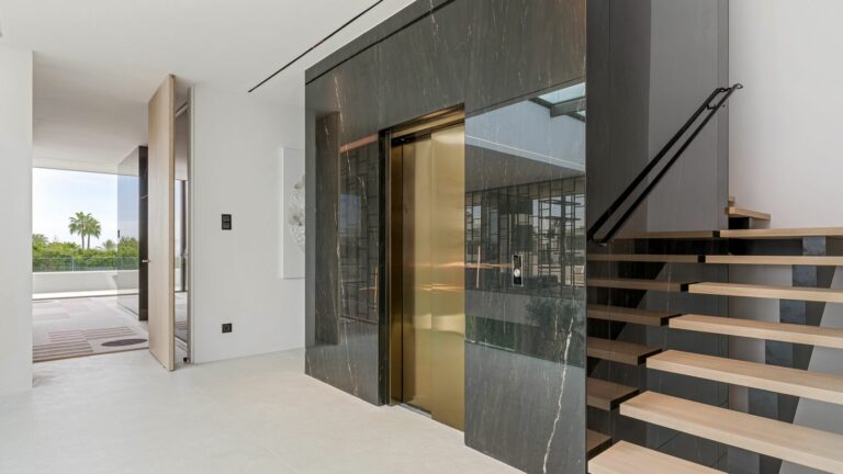 6e204262b7ec7087b58a02fc5988c5ab - 15