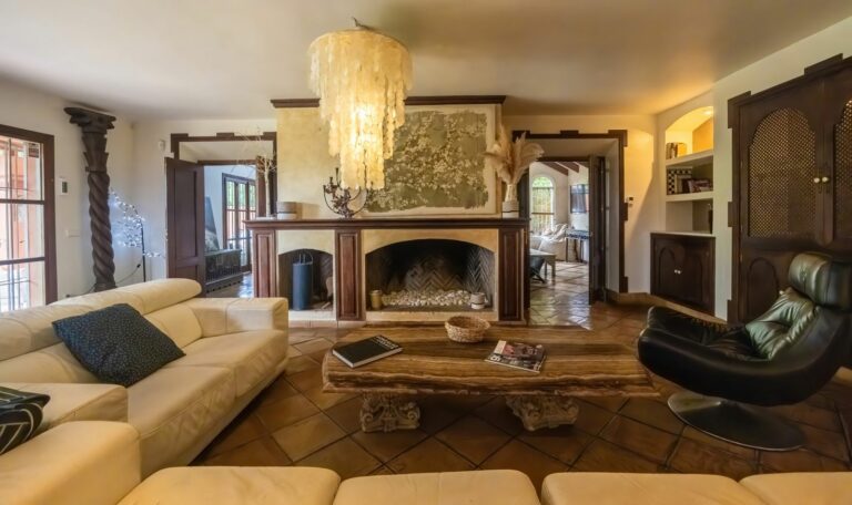 6e3d317b61dd4488da54fd123c2600b3 - 12