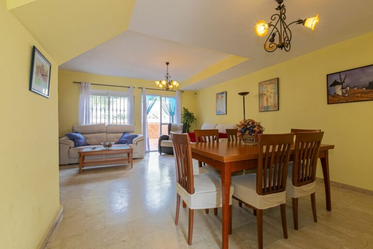 6ec326dca0e15c045859e6ff08390912 - 12