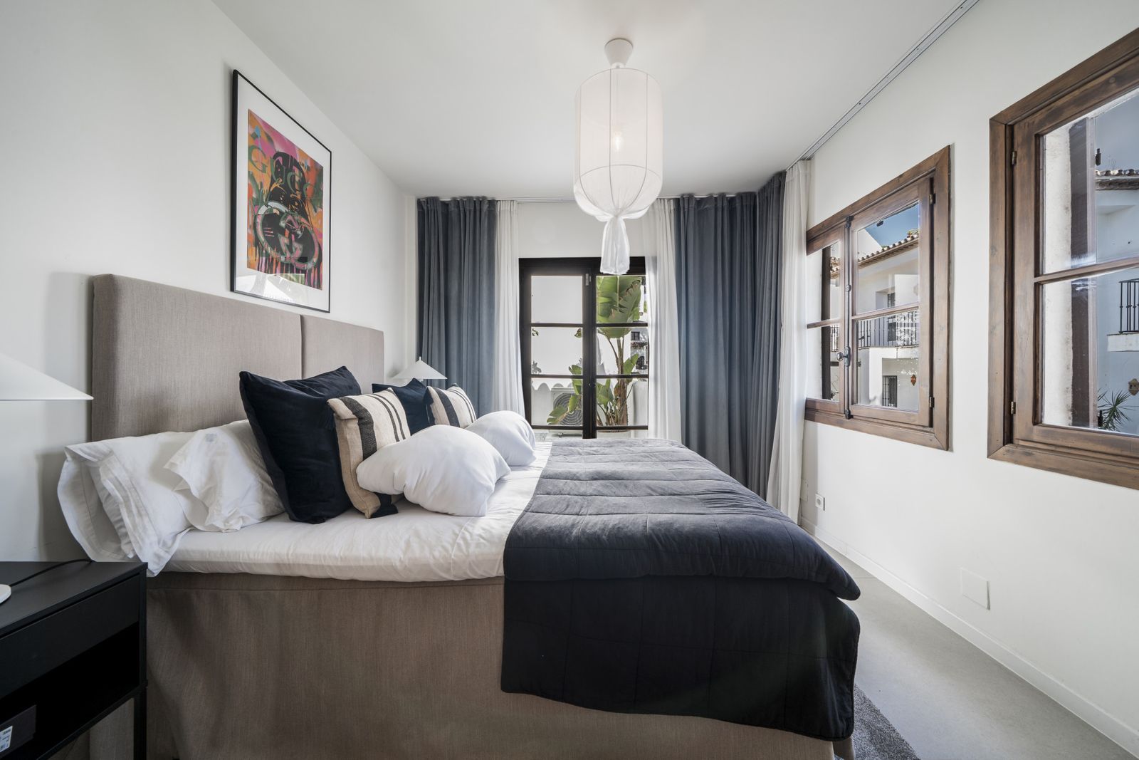 703fea6cfeba4fb623aa6a2593797592 - 15