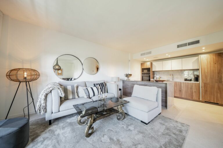 703fea6cfeba4fb623aa6a2593797592 - 6