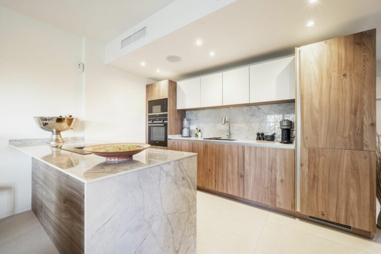 703fea6cfeba4fb623aa6a2593797592 - 7