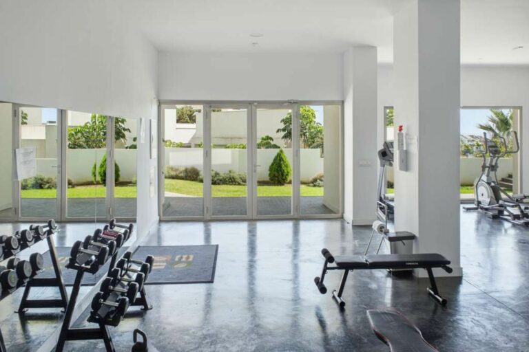 726ca91e7e0d4854bce80f029334b43b - 15