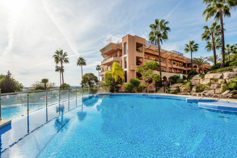 72896889dba179a524f3d2c5c2b72479 - 1