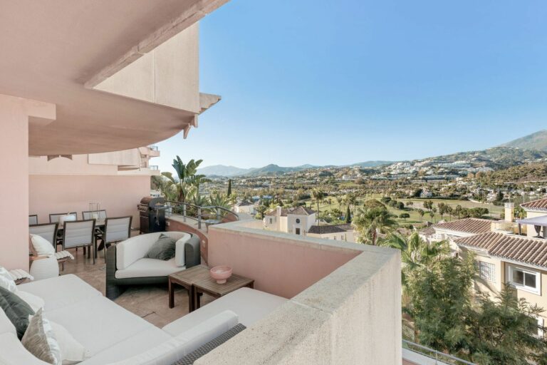 72896889dba179a524f3d2c5c2b72479 - 2