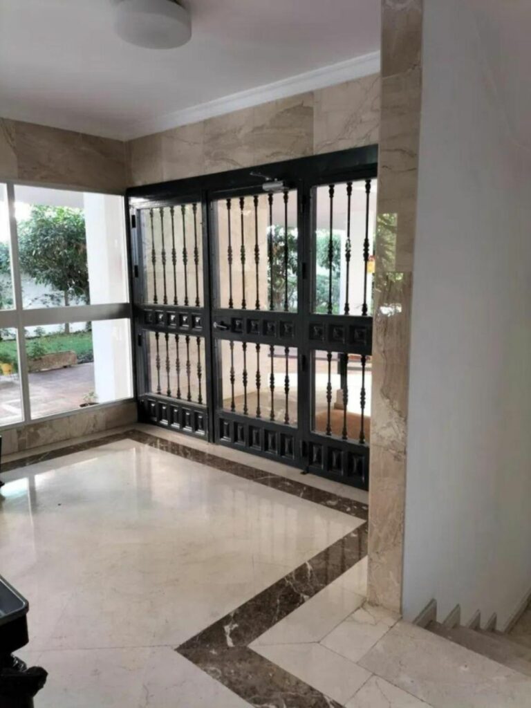 72c996c1301e42623008376df7999e80 - 13