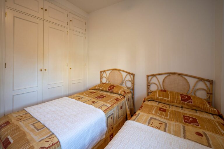 7443d9f97715f1eacd5c1228d54106a1 - 16