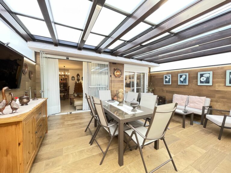 74dbfe30d047823591f0410b393579f2 - 2