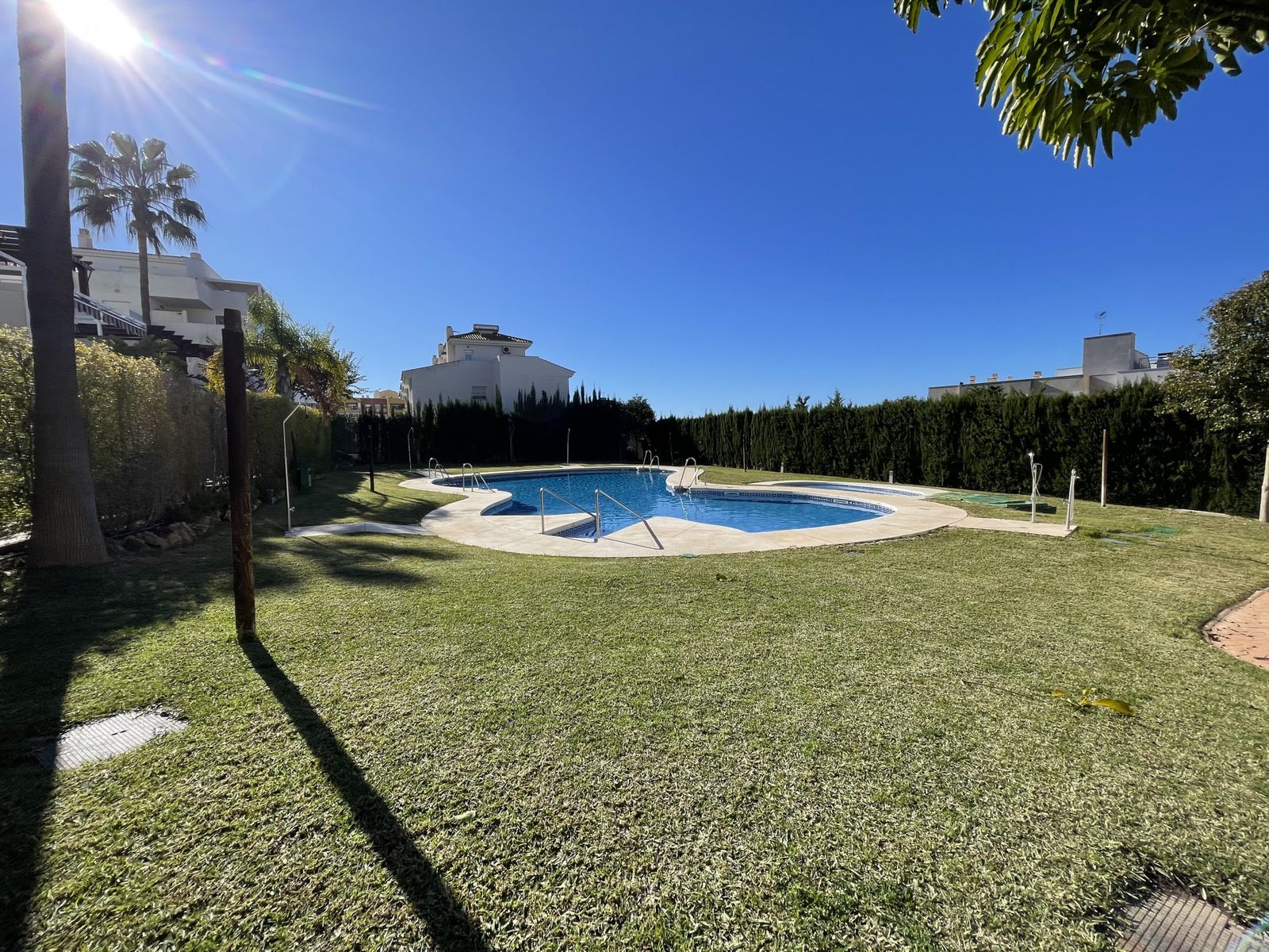 74dbfe30d047823591f0410b393579f2 - 4