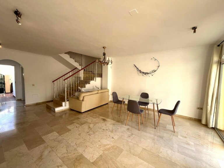 7727e146f7dd11c3d5aaab42f7de151b - 1