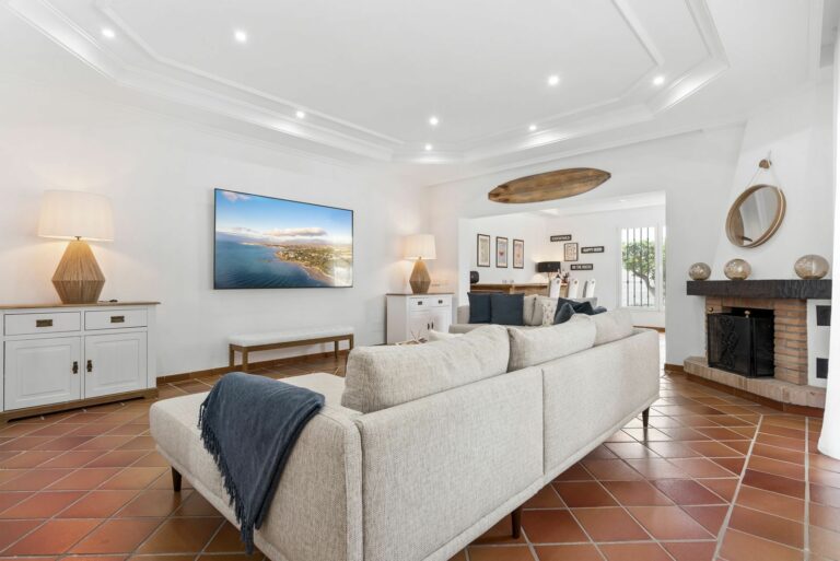 782bddbcab1089c11433082d95ab921a - 4