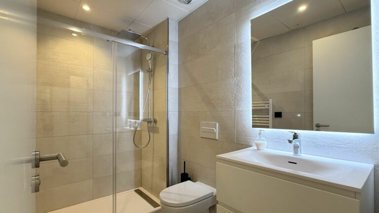 7940cf4361305b431cc38983fbdde4ff - 9