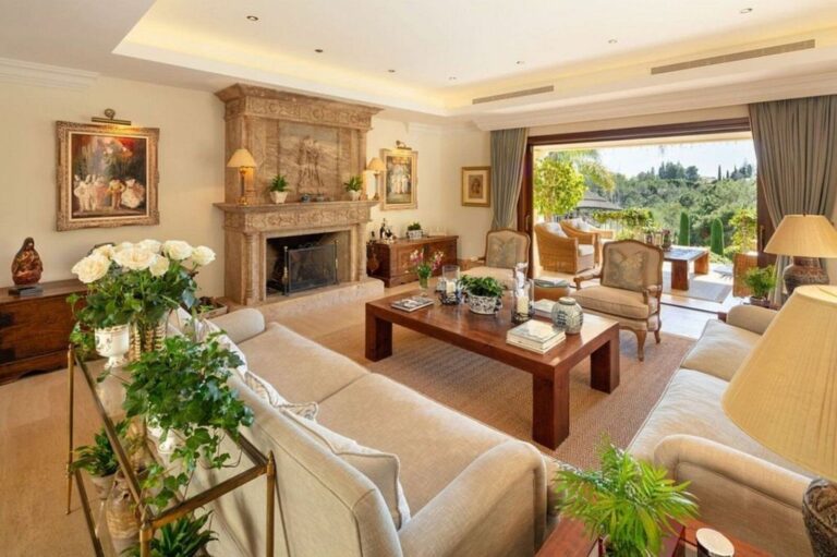 7a22e05679ae99e248f3ee3194484f85 - 14