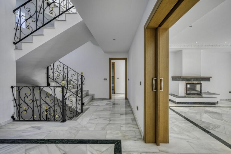 7a8d805e8b62b7ddff8a5459bfb305d1 - 9