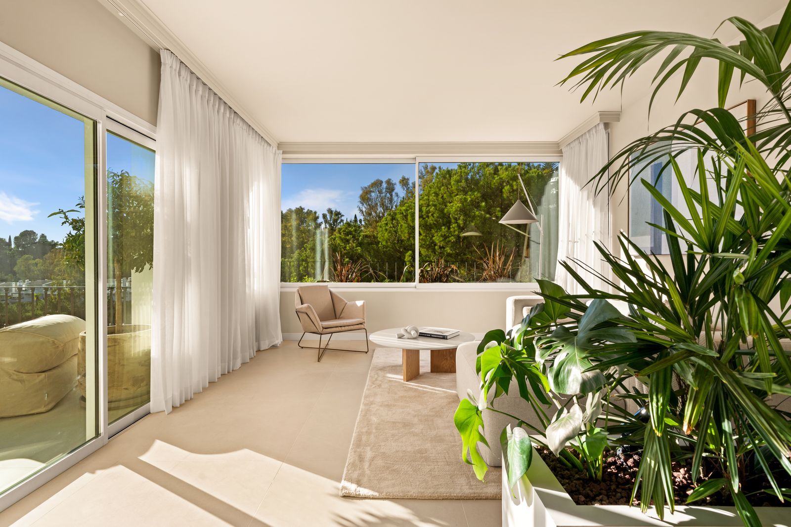 7b93037a015cd5818c4b92019266bd6d - 6