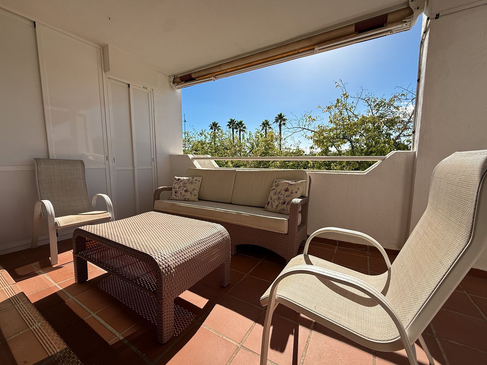 7e03104265c3507d3f2486100c95d01a - 2