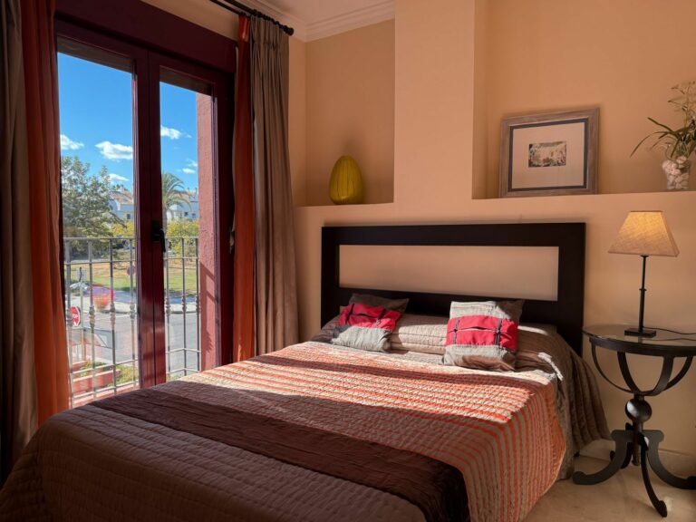 7e03104265c3507d3f2486100c95d01a - 3