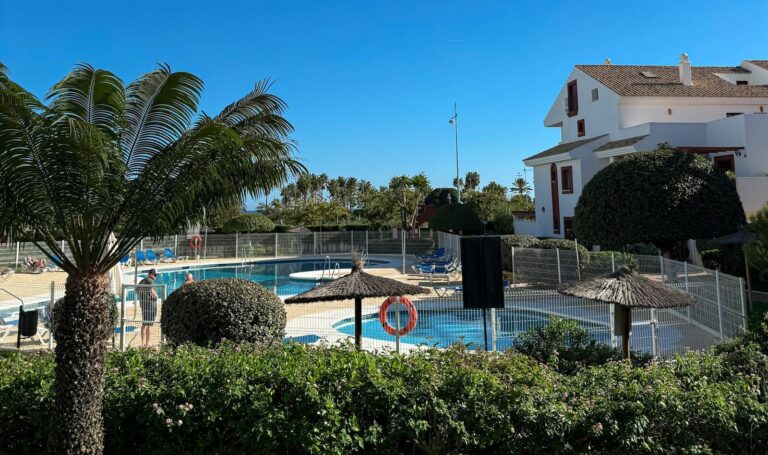 7e03104265c3507d3f2486100c95d01a - 8