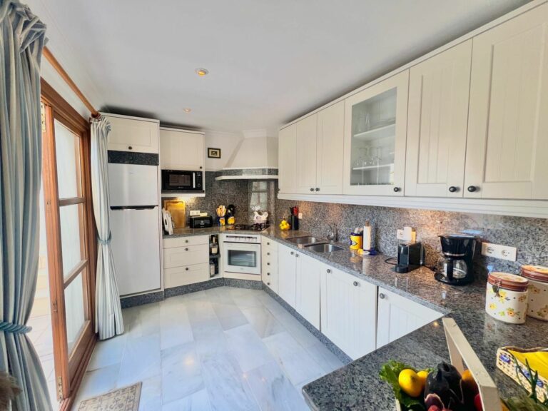 7e2905fd58404b2d2e022a0bde33c7eb - 10