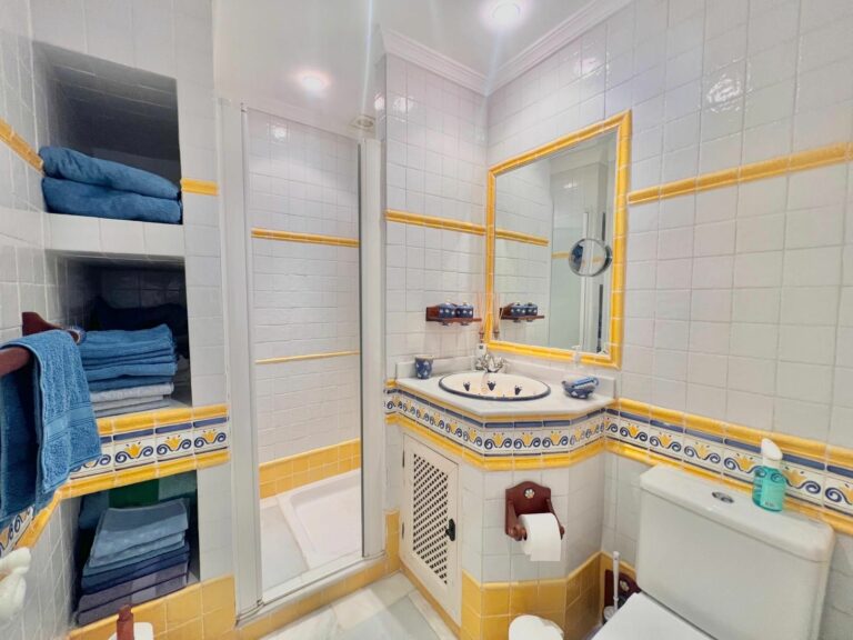 7e2905fd58404b2d2e022a0bde33c7eb - 15