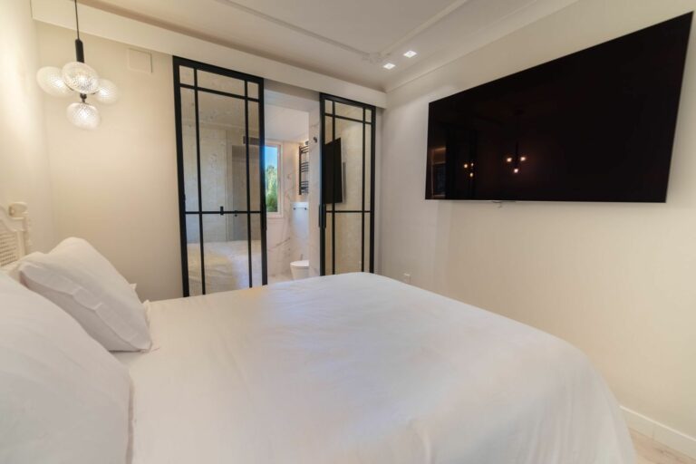 807d371f0b0ca0db4b740b0af8c107df - 12