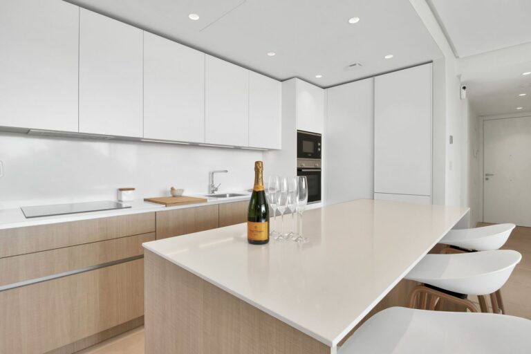 83cb1b2abee8133a4da15afd81403ecc - 10