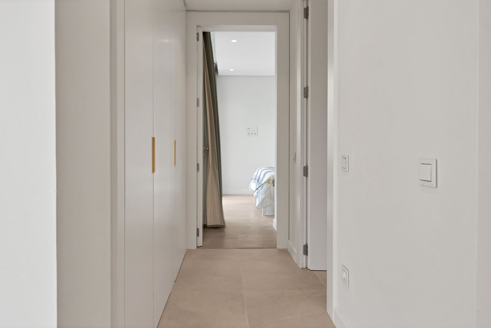 83cb1b2abee8133a4da15afd81403ecc - 14