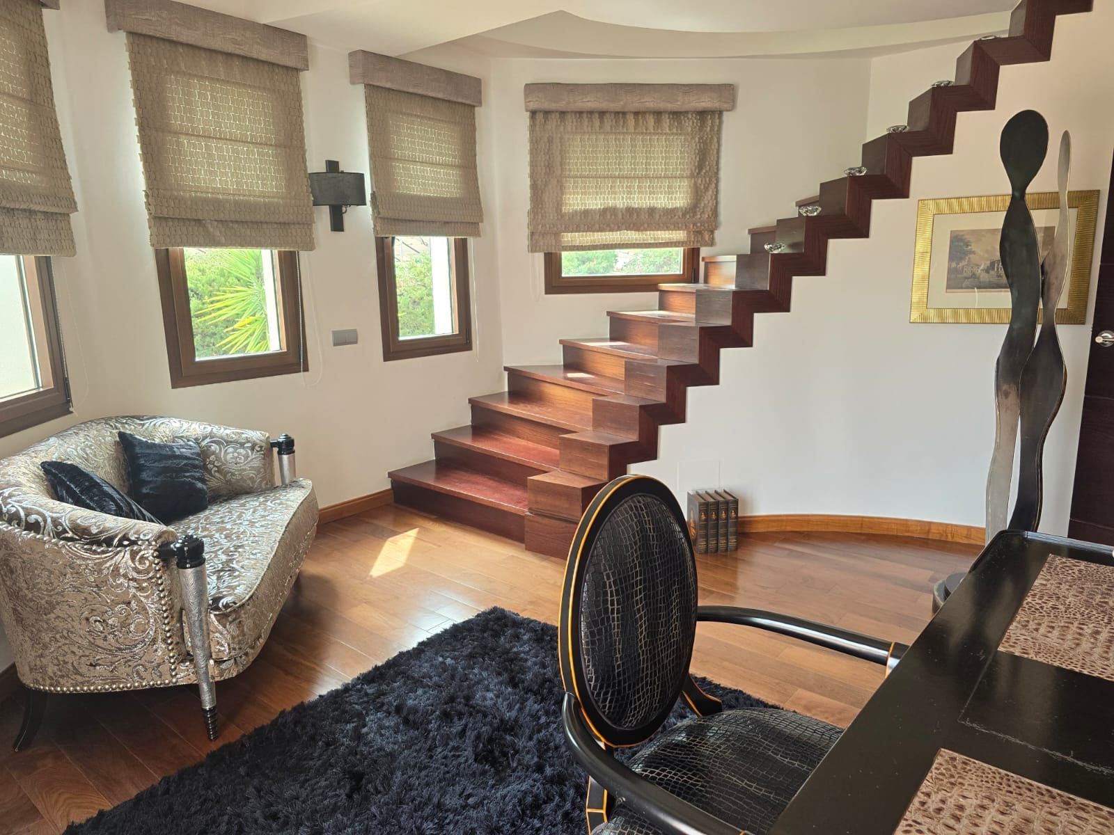 8468fcda58a467bb28e5589b346ff4a4 - 16