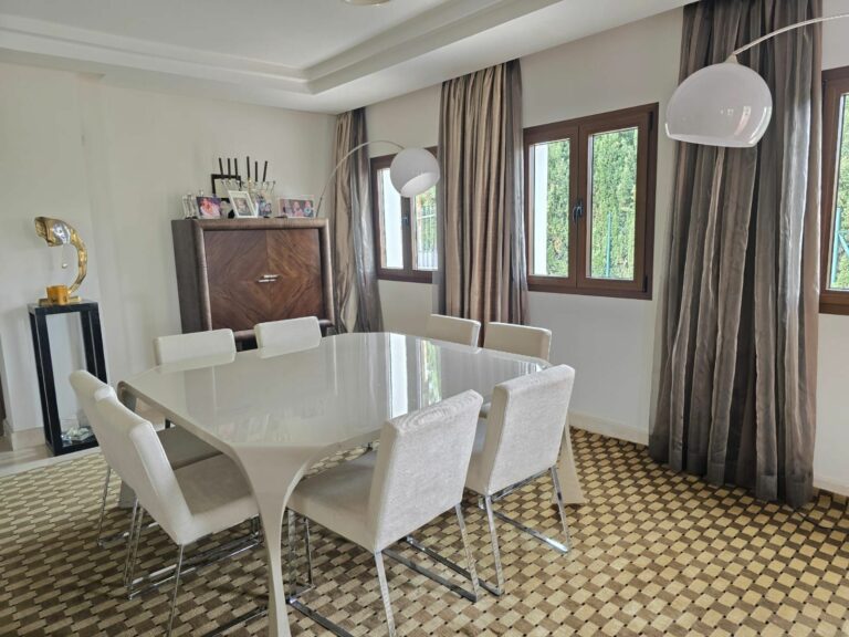 8468fcda58a467bb28e5589b346ff4a4 - 8