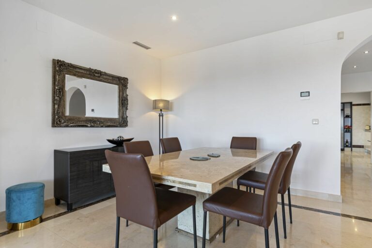 84a34d3f34e2715594b32c1e8720a5e4 - 10