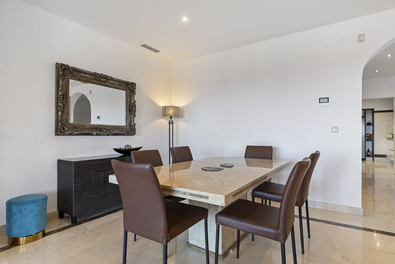 84a34d3f34e2715594b32c1e8720a5e4 - 10