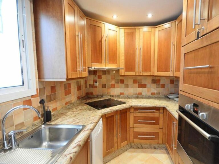 8530407ba5bc676f46f4d443f74d56cc - 14