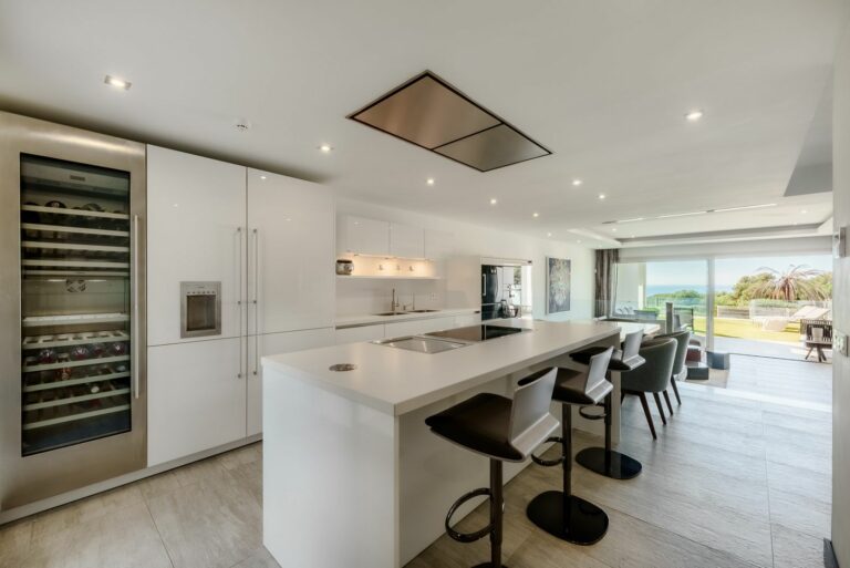 8531aab860962cc860105c3a06a7948e - 4