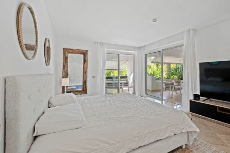 85a581acb9d5ce61b760958eb3eba391 - 10