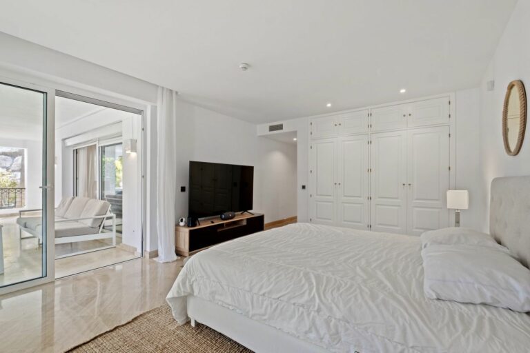 85a581acb9d5ce61b760958eb3eba391 - 7