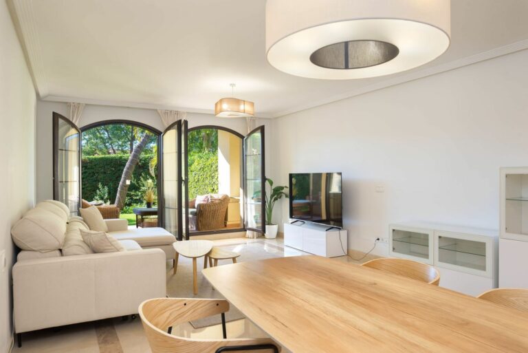 85ea45eb44d1f8f8bc15212773cd19ec - 2