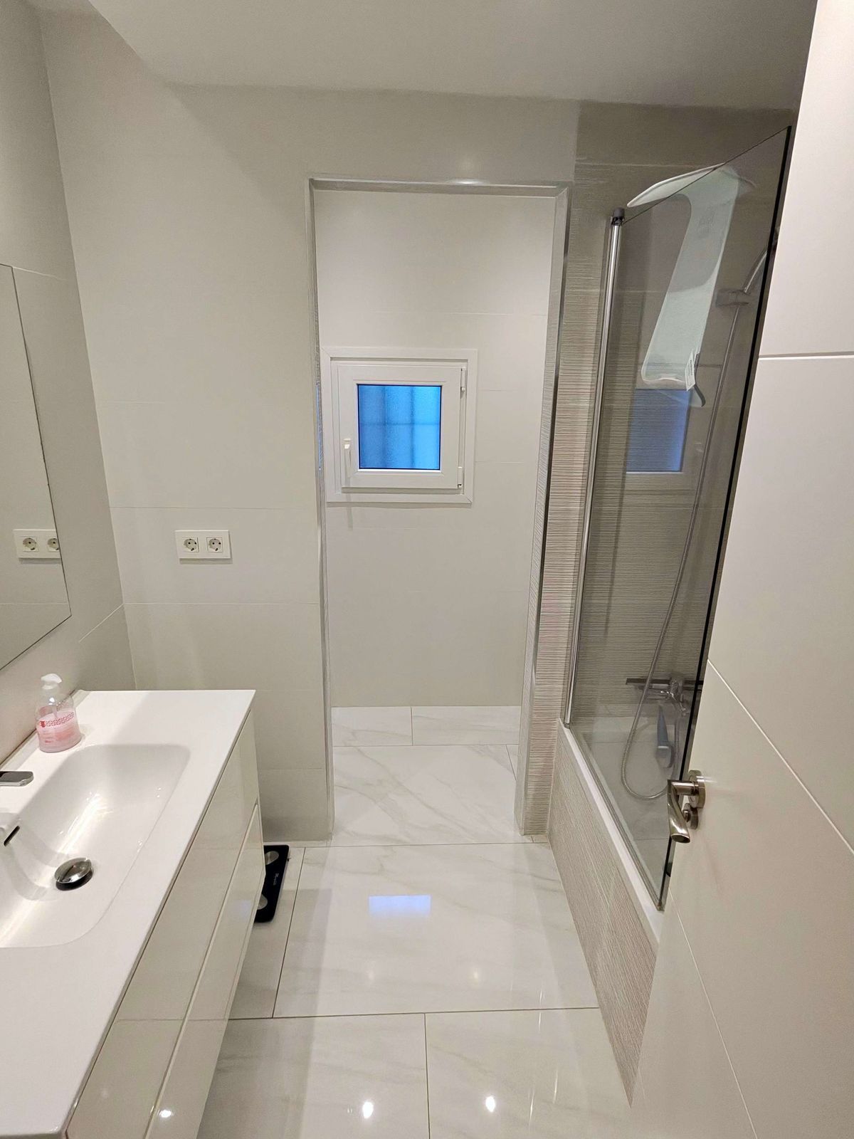 86da8be9567e6ce2e73dfa412f770465 - 10