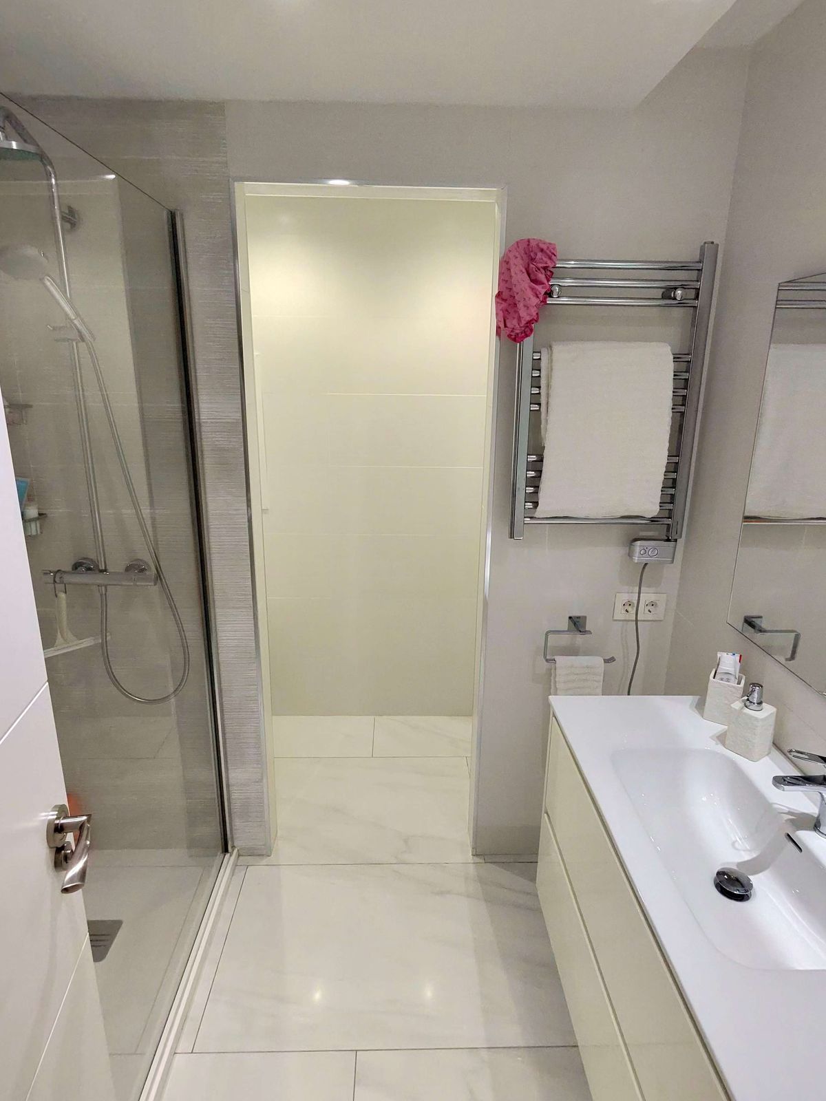 86da8be9567e6ce2e73dfa412f770465 - 11