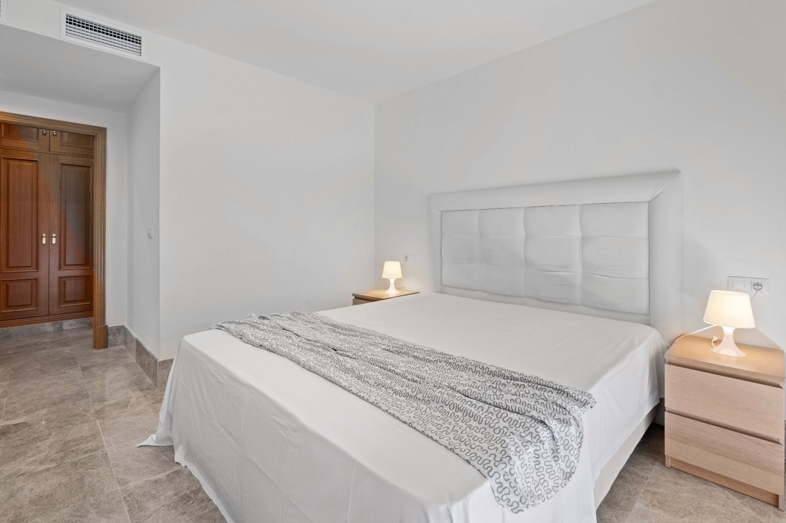 875940db8154e79a67d22d281f8ef8b6 - 9