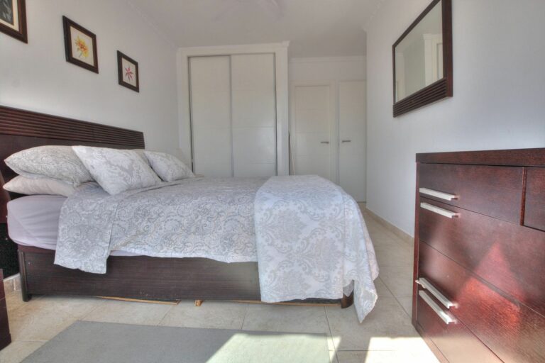 8824aa09c713e39b076d6b20289c90ad - 14