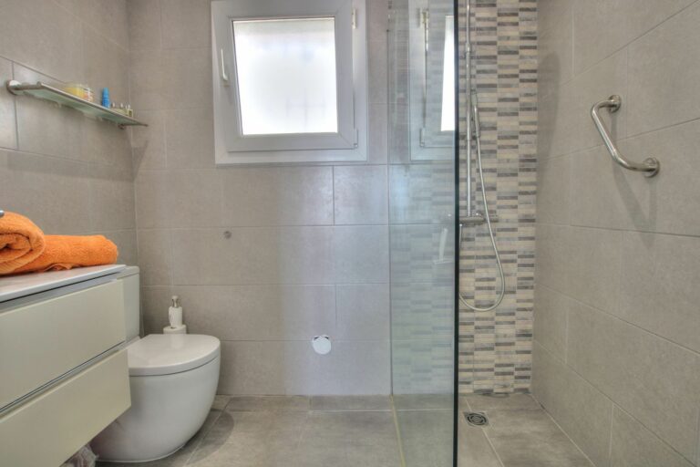 8824aa09c713e39b076d6b20289c90ad - 15