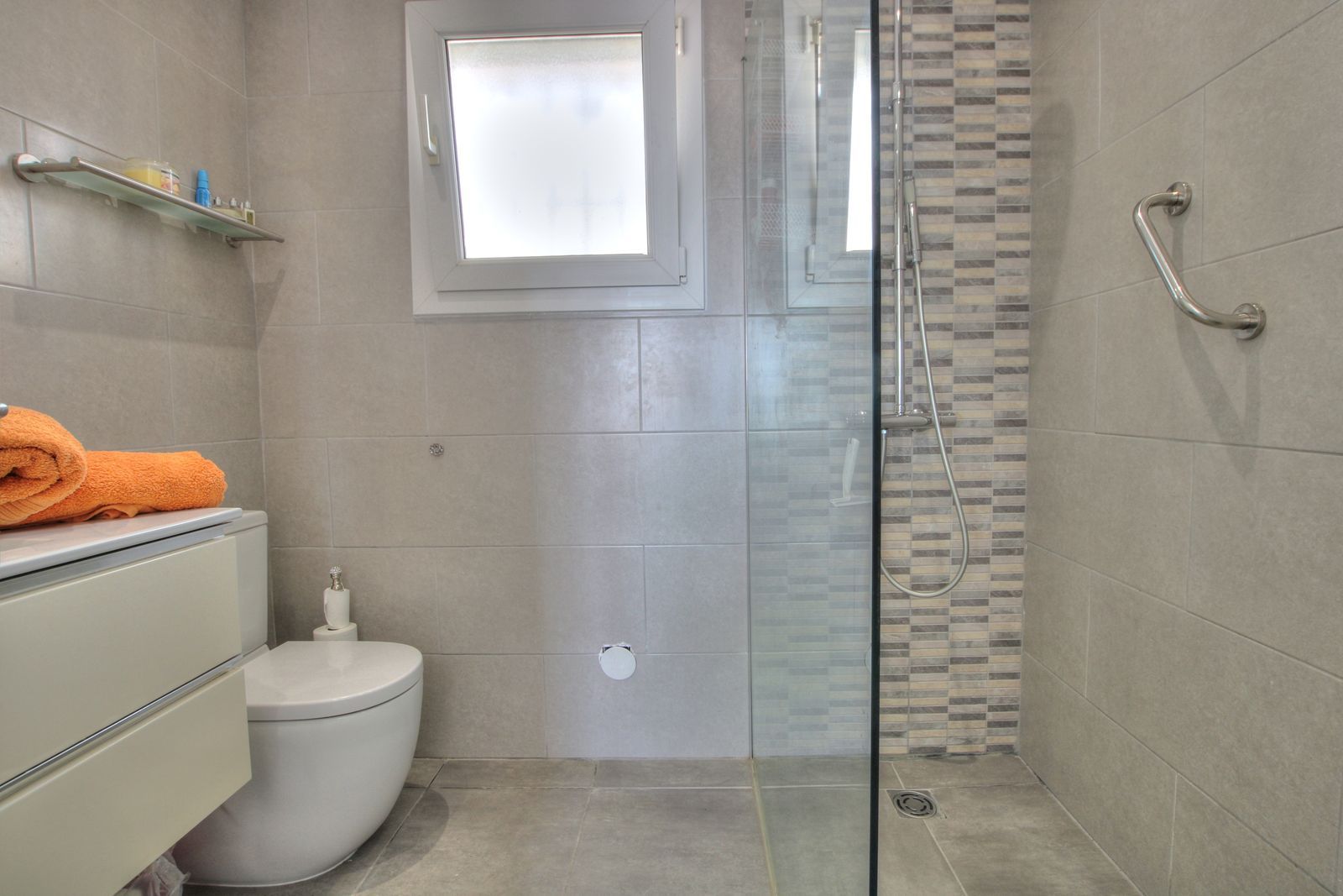 8824aa09c713e39b076d6b20289c90ad - 15