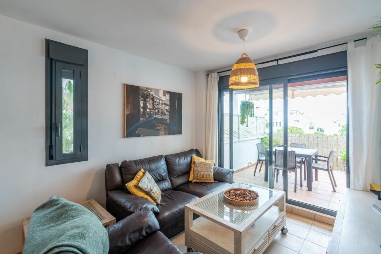 88996a4cba2e3342c234f5ee29f2679f - 9