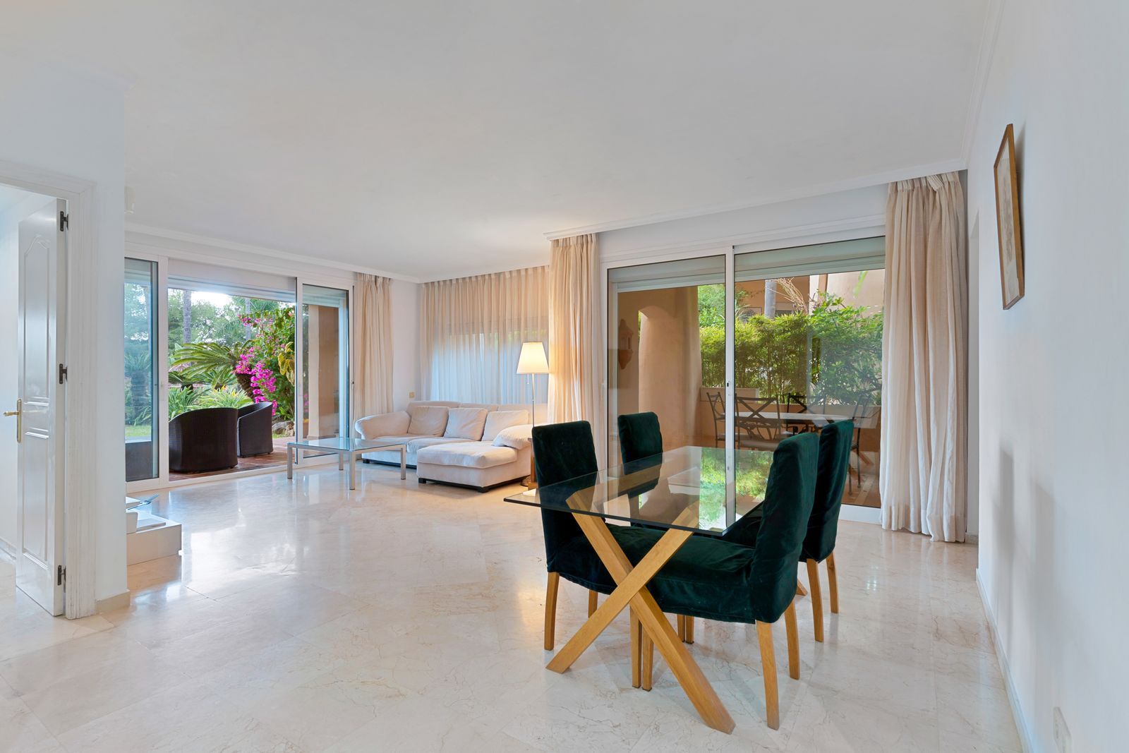 8923934e359b30c39e486f2d522c96d7 - 1