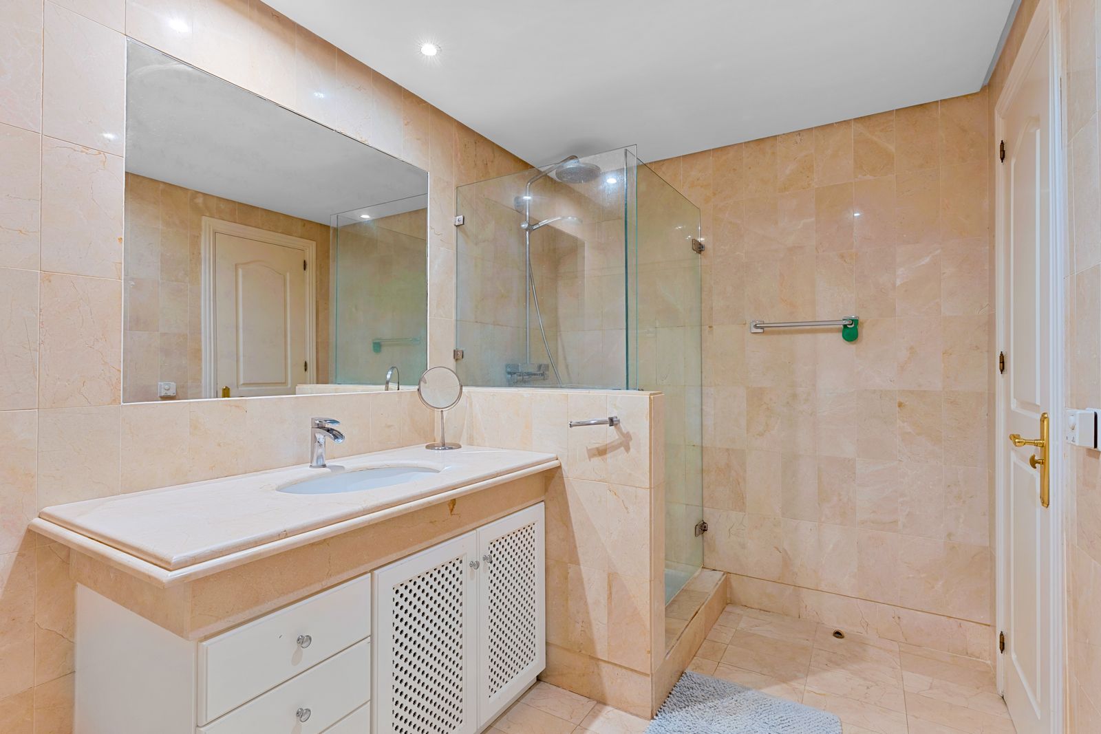 8923934e359b30c39e486f2d522c96d7 - 10