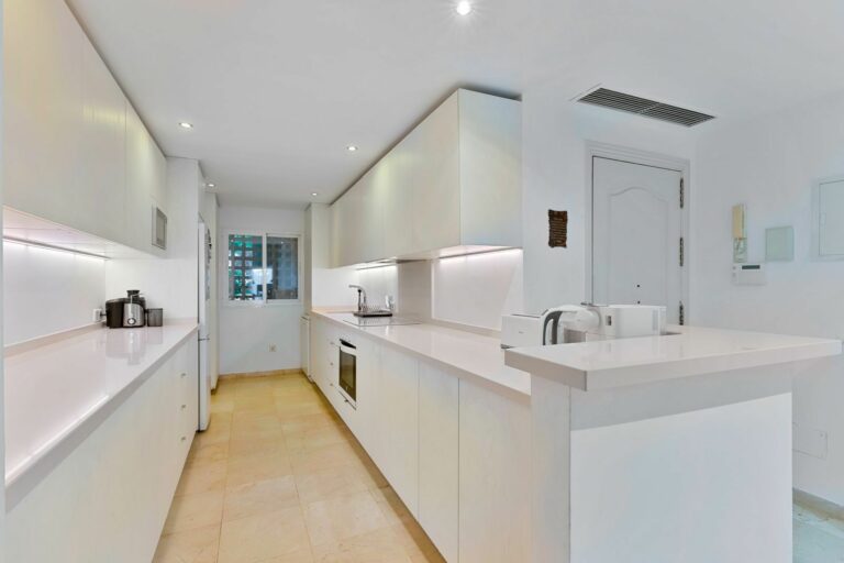 8923934e359b30c39e486f2d522c96d7 - 7