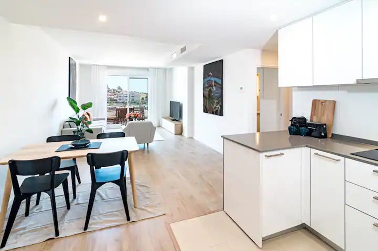 8be764336aa18193329631c27602f6be - 10